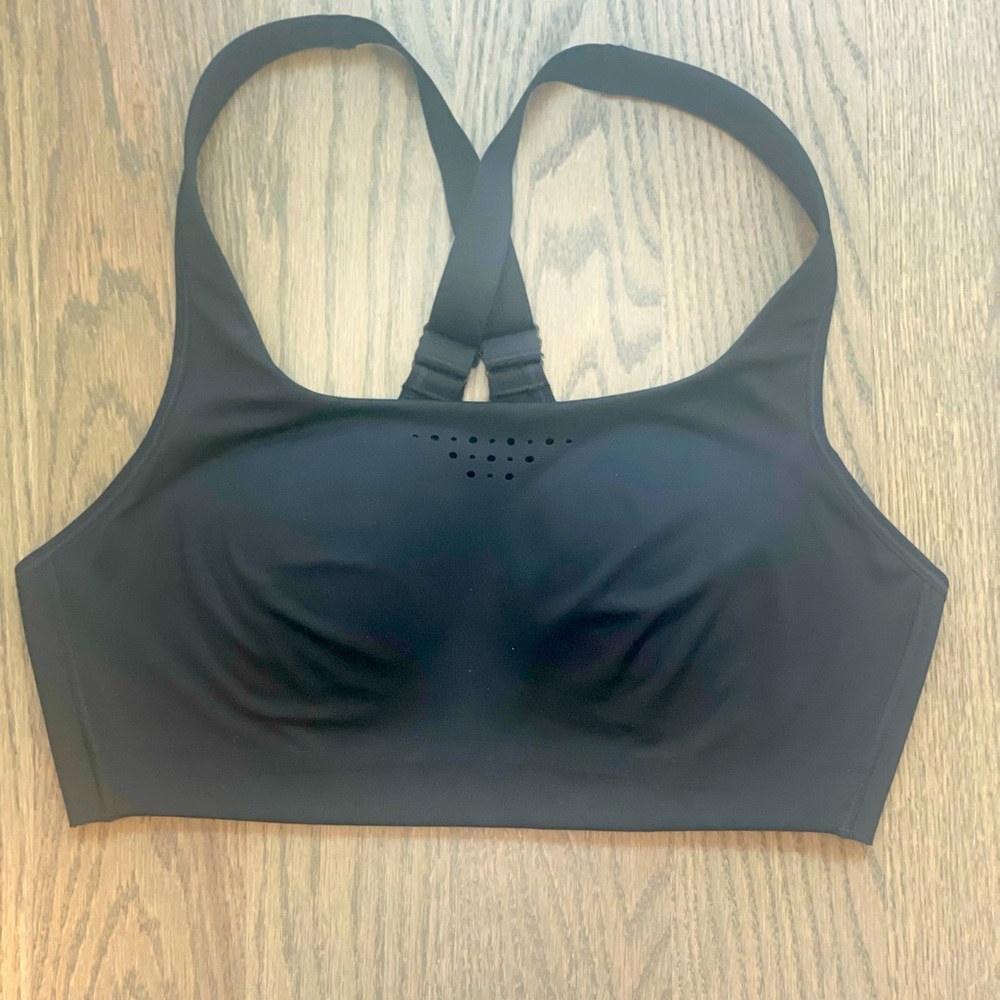 EUC Athleta Sports Bra (like new!!)